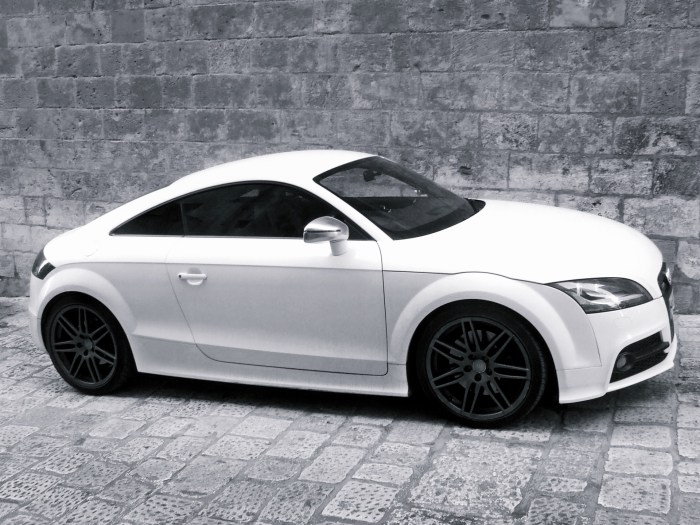 Car performance reviews 2025