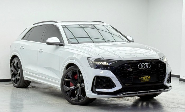 Used Audi RS Q8 2021 for sale in Dubai - Yallamotor UAE