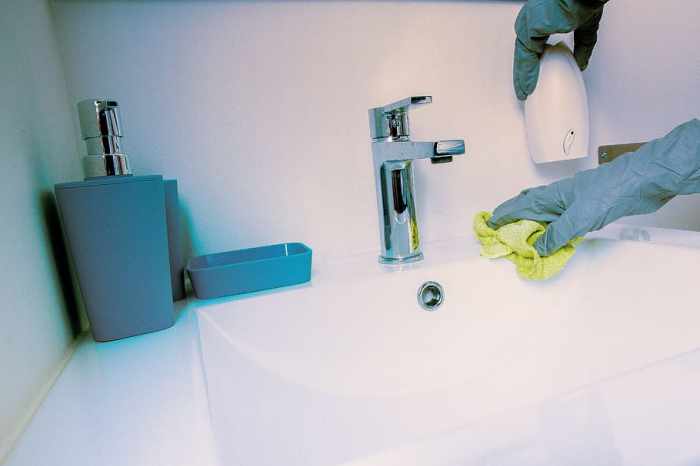 Photo, person, wearing, gray, gloves, faucet, cleanliness, maid | Piqsels